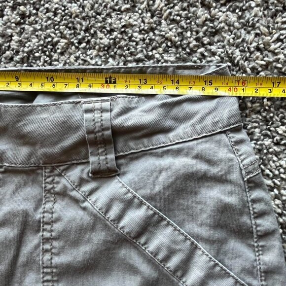 Light Gray Vintage Prana Chino Shorts Women's Size 8 - Hiking & Outdoors Shorts - Picture 6 of 6